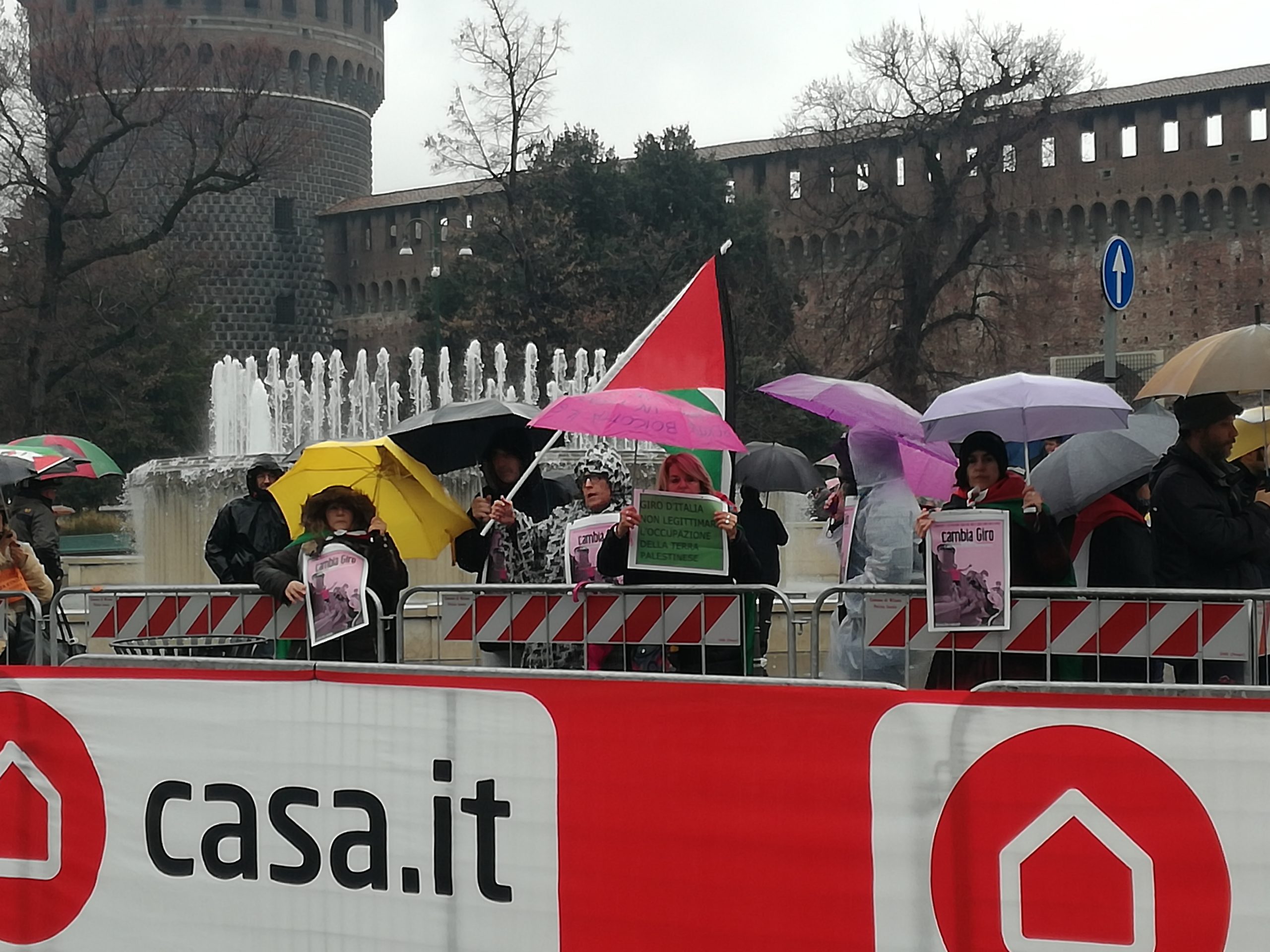 proteste prima della Milano Sanremo