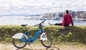 Rivoluzione a Oslo: dal 2019 in centro solo in bici